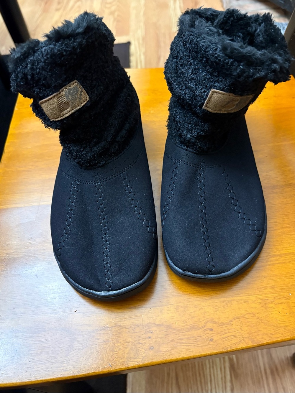 Women’s boots or slippers
